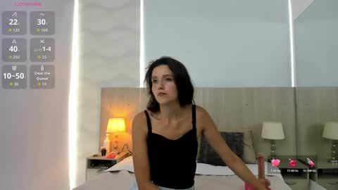 Laia Cruz online show from 04/26/26, 07:33