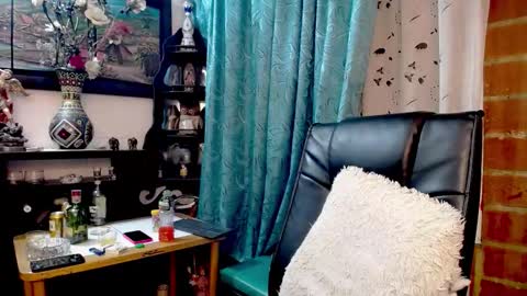 laia_hadid online show from 03/03/26, 05:13