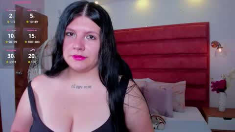 laia_hamilton online show from 11/04/25, 05:23