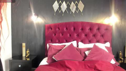 Laia  online show from 09/21/25, 12:40