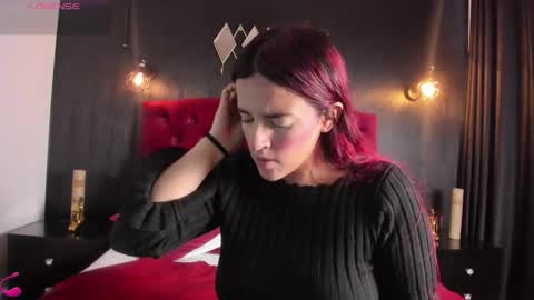 Laia  online show from 12/19/25, 12:12