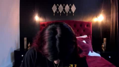 Laia  online show from 02/09/26, 11:36