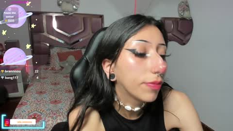 laila_angel online show from 12/04/24, 10:41