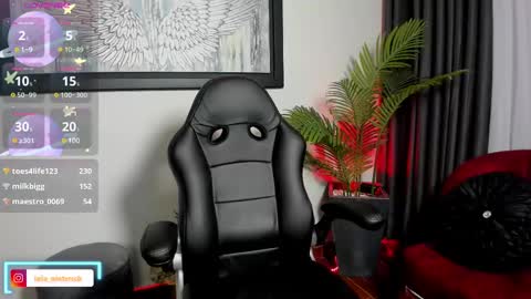 laila_angel online show from 03/04/25, 08:13