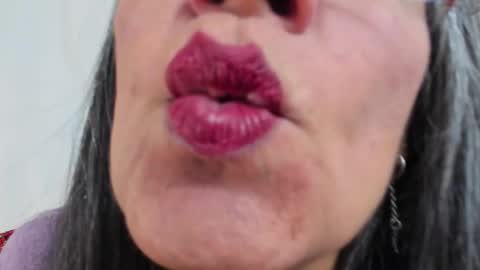 Lailacastillo online show from 12/14/25, 12:54