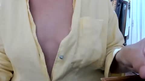 LAILA online show from 04/20/26, 12:30