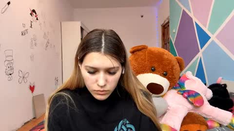 Sophie online show from 04/12/26, 11:04