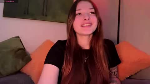 Snapshot of lakiaeskuchen chatting on 06/20/26, 10:40 Hello guys Im Ann online show from 06/20/26, 10:40