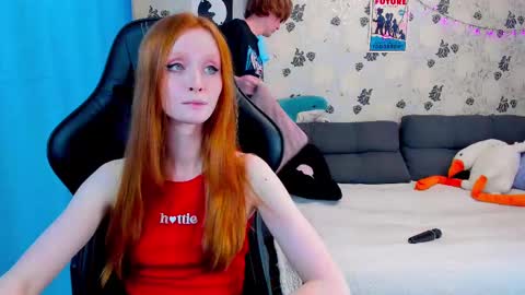 Snapshot of laksmrrr chatting on 03/12/25, 10:16 Lu Alex online show from 03/12/25, 10:16