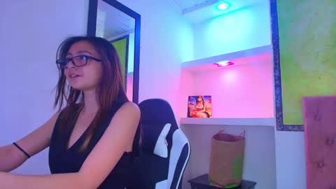 Snapshot of lala_clark chatting on 09/29/25, 12:54 Lala clark online show from 09/29/25, 12:54