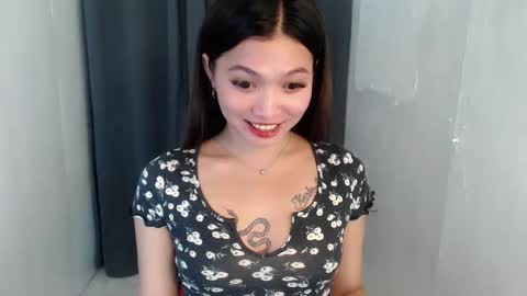 lala_lany online show from 04/14/26, 09:26