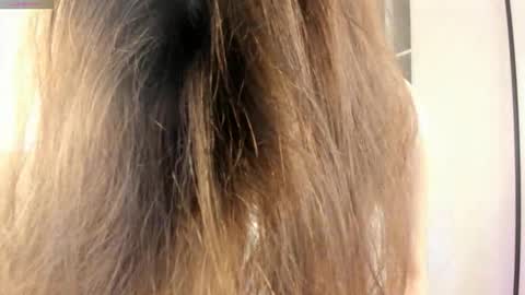 Snapshot of lalajecks chatting on 10/12/25, 08:08 Julia online show from 10/12/25, 08:08