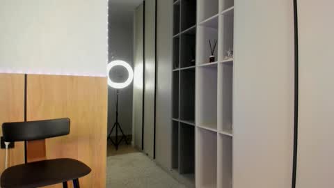 Snapshot of lalajecks chatting on 10/21/25, 08:20 Julia online show from 10/21/25, 08:20