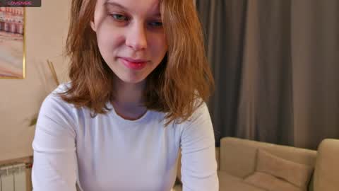 Julia online show from 04/08/26, 08:31