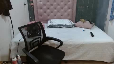 lalisha online show from 11/05/25, 01:16