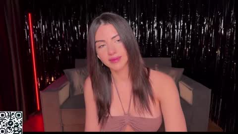 Snapshot of lallebi chatting on 01/26/25, 12:37 Ellina online show from 01/26/25, 12:37