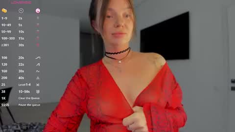 Lallie  online show from 03/28/26, 03:55