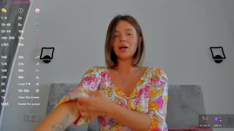 Lallie  online show from 06/04/26, 11:49