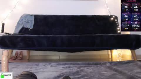 Lola online show from 02/09/25, 05:22