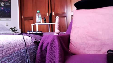 Snapshot of lalolaonly chatting on 07/16/26, 06:03 Lola online show from 07/16/26, 06:03