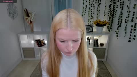 Laly online show from 03/16/26, 04:00