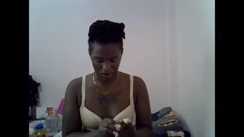 Snapshot of lamensha chatting on 10/16/25, 10:05 lamensha online show from 10/16/25, 10:05