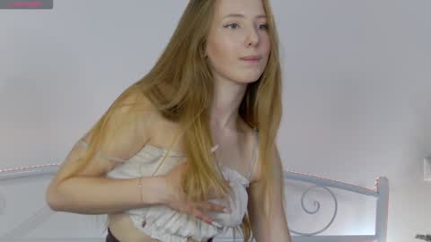 Liana online show from 01/01/25, 05:11