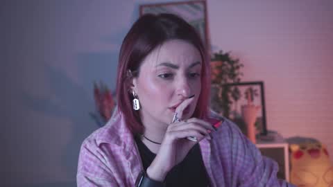 Snapshot of lana__may chatting on 12/21/24, 05:40 just call me Lana and her security online show from 12/21/24, 05:40