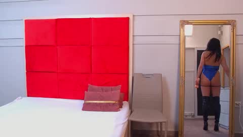 LanaBanner online show from 04/08/26, 05:07