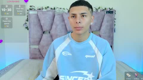 Lana online show from 11/07/25, 10:15