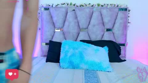 Lana online show from 04/01/26, 10:38