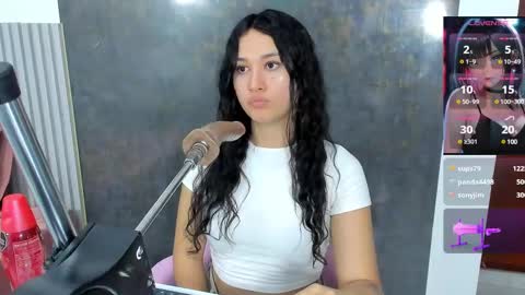 Lana online show from 03/07/25, 11:27