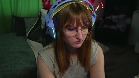 Kay online show from 12/05/24, 06:32