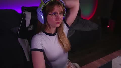 Kay online show from 09/28/25, 08:25