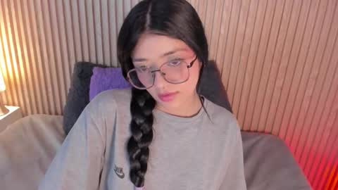 ... .          . ... online show from 11/19/25, 02:39