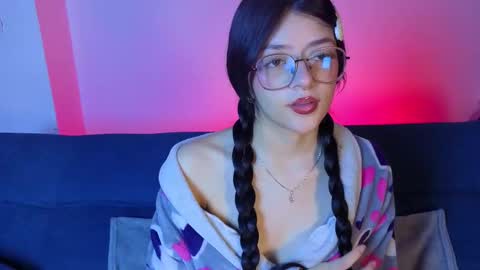 ... .          . ... online show from 02/24/26, 02:48