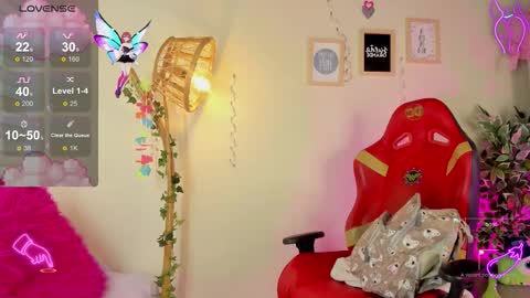 Lana online show from 09/19/25, 12:28