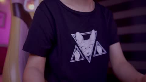 Lana online show from 10/11/25, 12:10