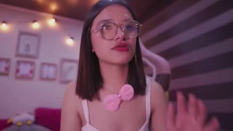 Lana online show from 11/13/25, 10:19