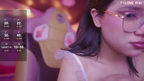 Snapshot of lana_dreams_ chatting on 02/11/26, 02:05 Lana online show from 02/11/26, 02:05