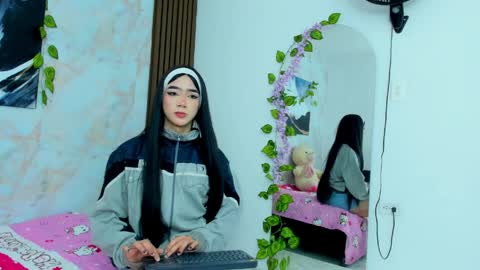 Lana online show from 04/03/26, 01:09