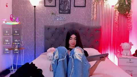 Snapshot of lana_gill chatting on 02/22/26, 06:06 lana_gill online show from 02/22/26, 06:06