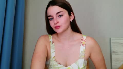 lana_gl online show from 06/05/26, 06:52