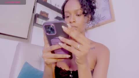 Snapshot of lana_hil chatting on 01/04/25, 05:16 LANA online show from 01/04/25, 05:16