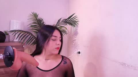 LANA online show from 09/22/25, 04:36