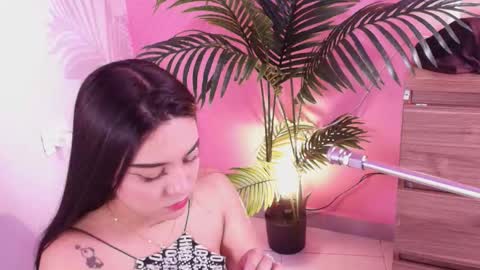 LANA online show from 10/27/25, 03:43