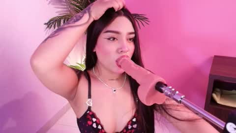 LANA online show from 12/19/25, 03:57