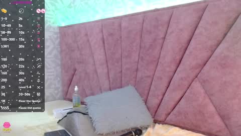 Angel  IG  online show from 01/21/25, 12:04