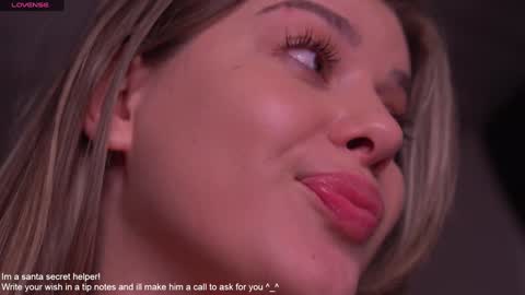 Alana online show from 12/26/24, 08:50