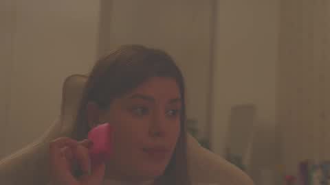 Alana online show from 02/11/25, 12:06